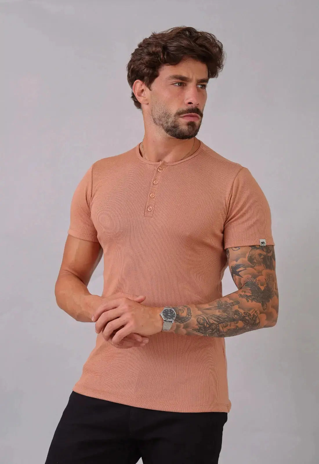 Camiseta Henley Canelada Bege - Imagem 4