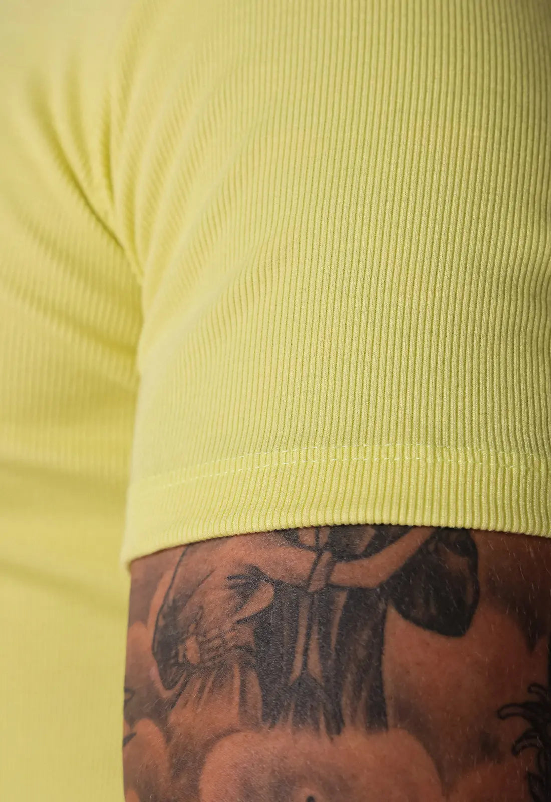 Camiseta Henley Canelada Amarela - Imagem 6