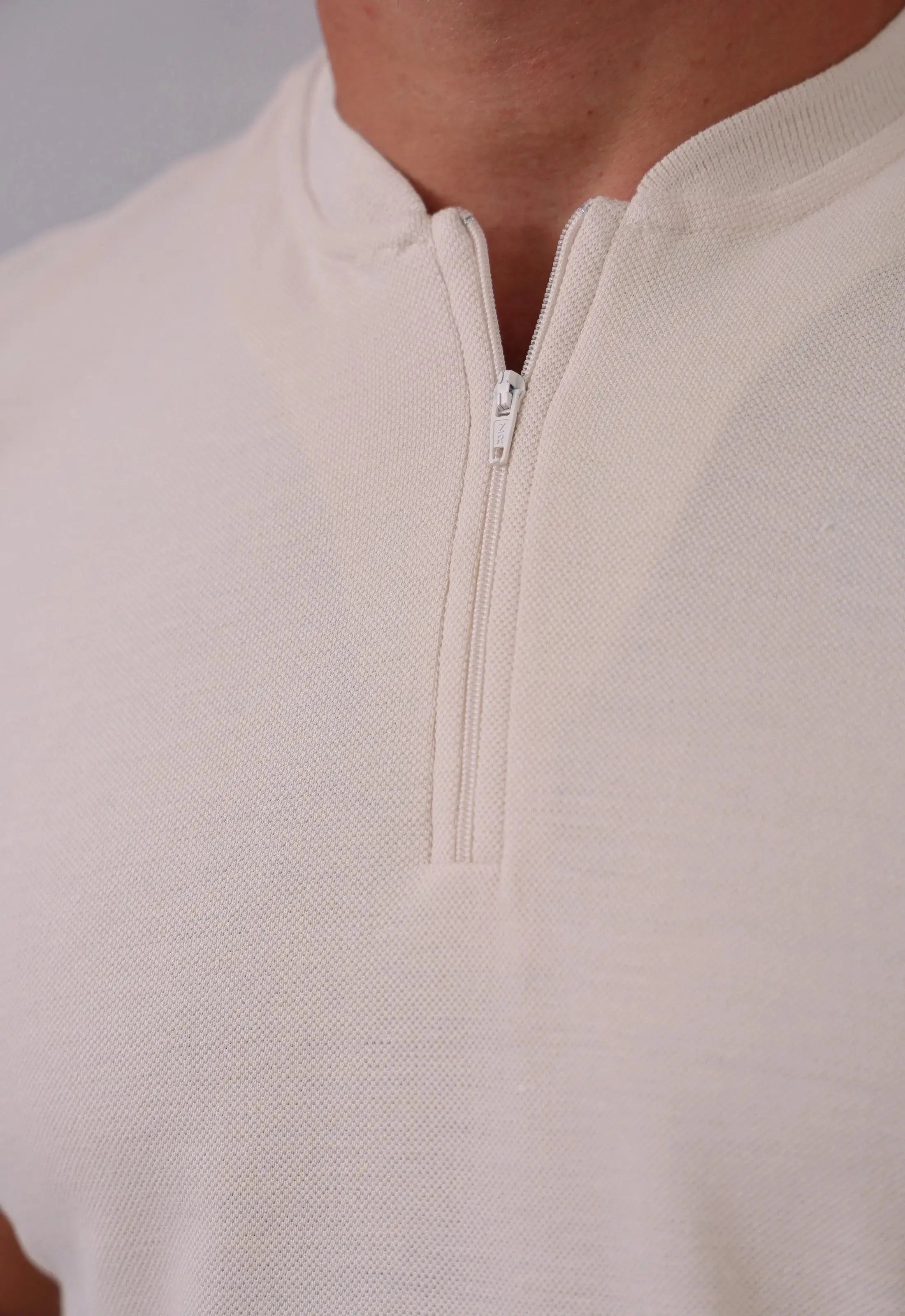 Camiseta Gola Padre Zíper Bege - Imagem 5